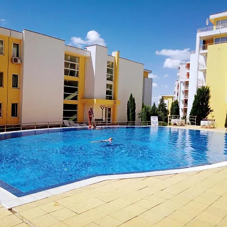 Apartament Imperial Sea View-bastet Bs Daire